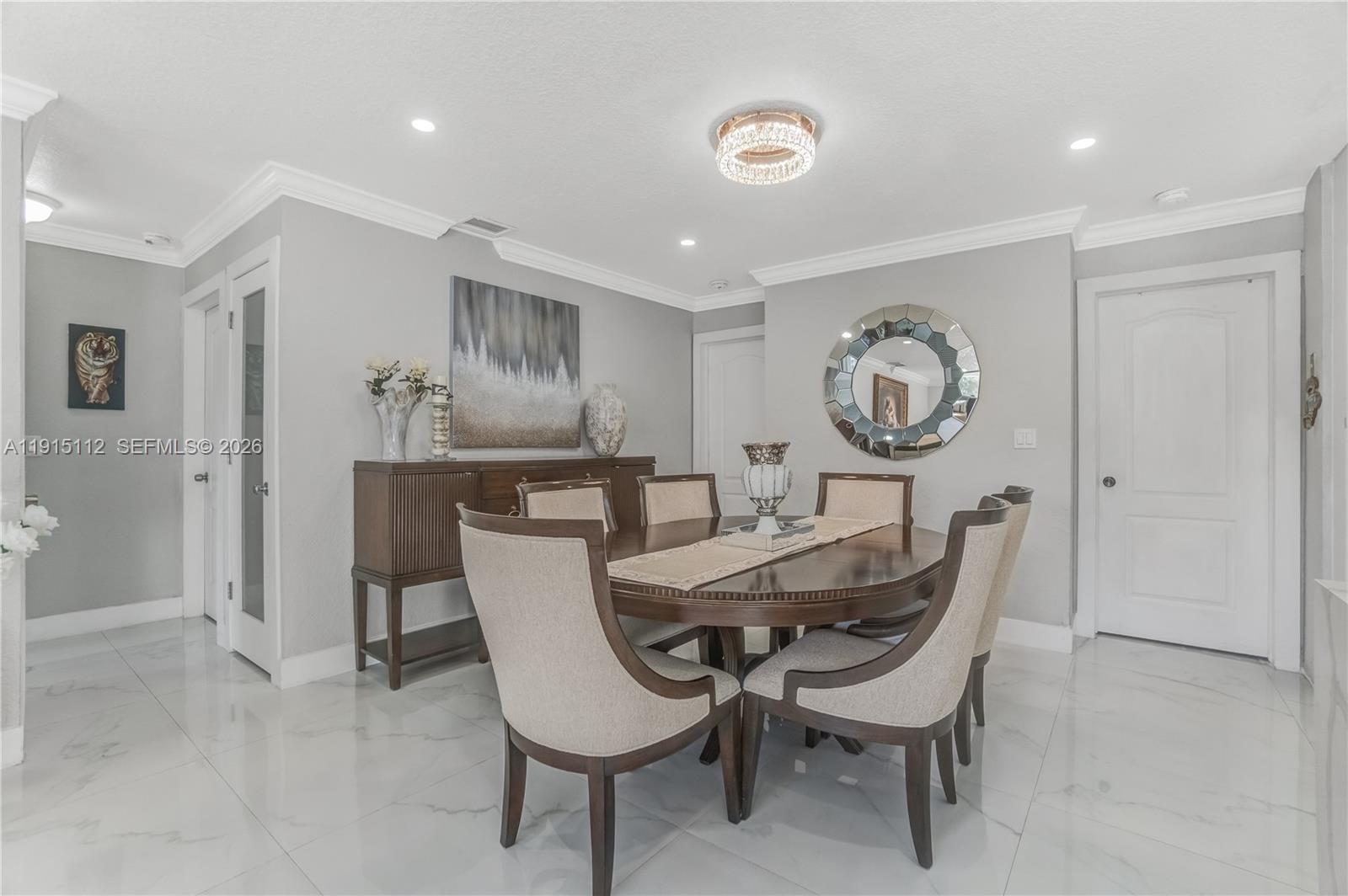 BURR ROAD ESTATES - Residential