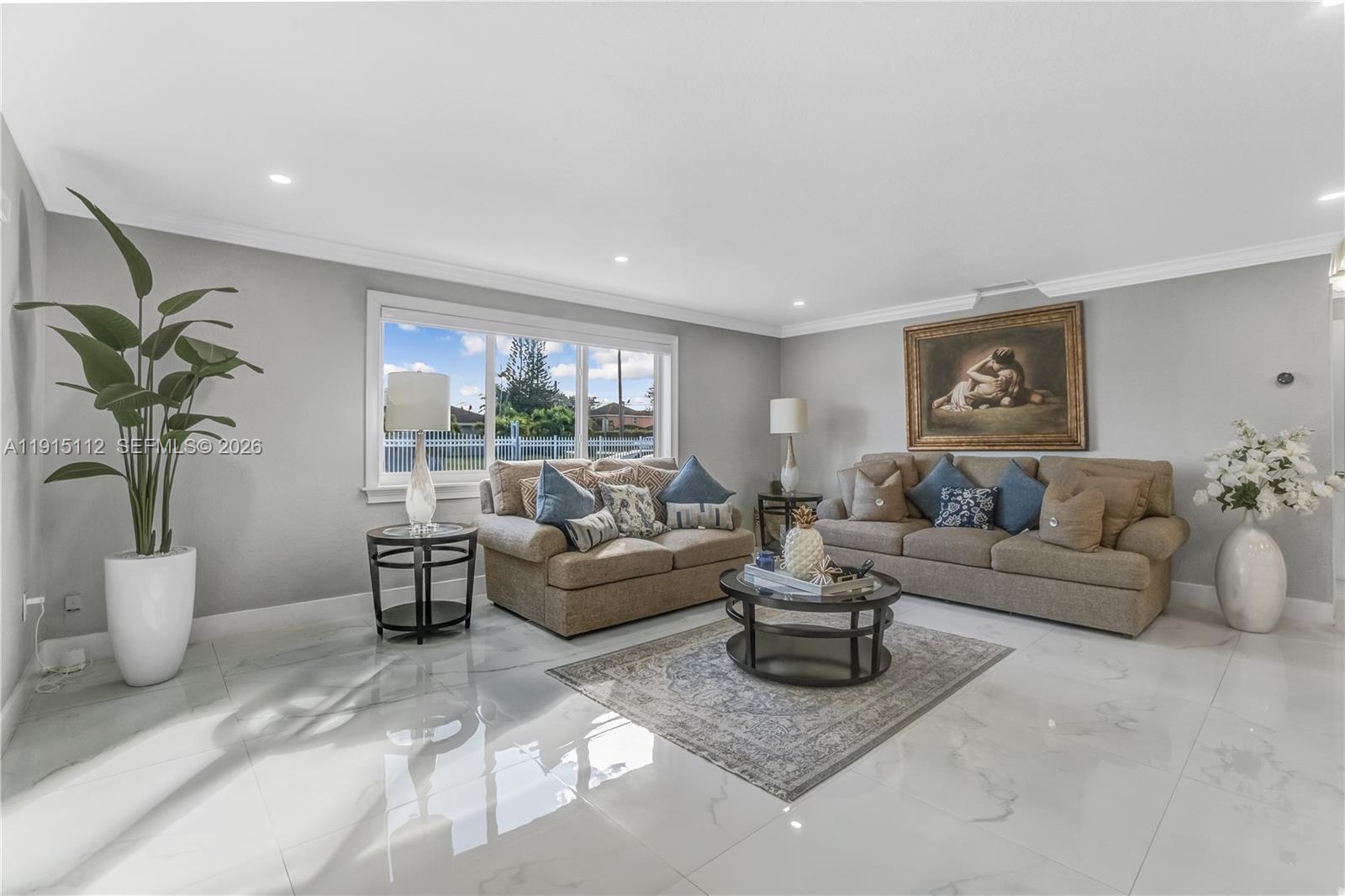 BURR ROAD ESTATES - Residential