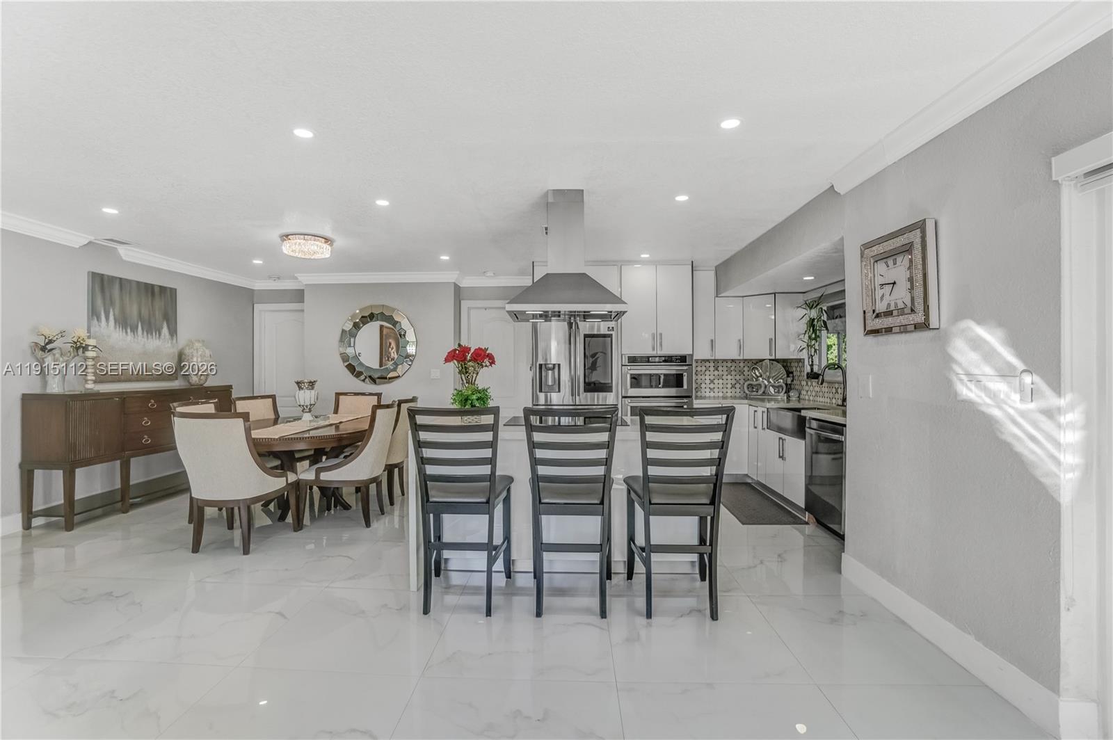 BURR ROAD ESTATES - Residential