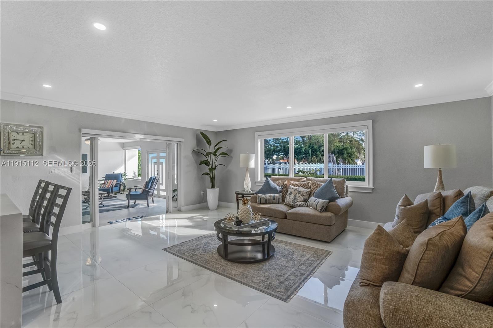 BURR ROAD ESTATES - Residential