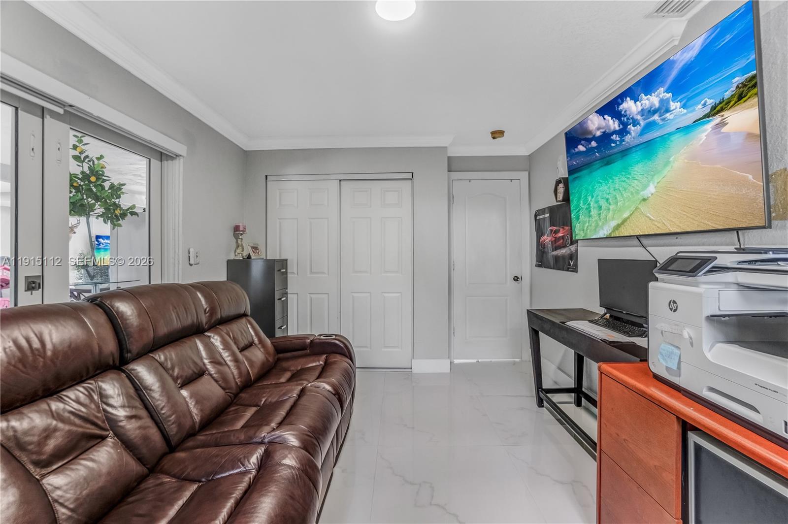 BURR ROAD ESTATES - Residential