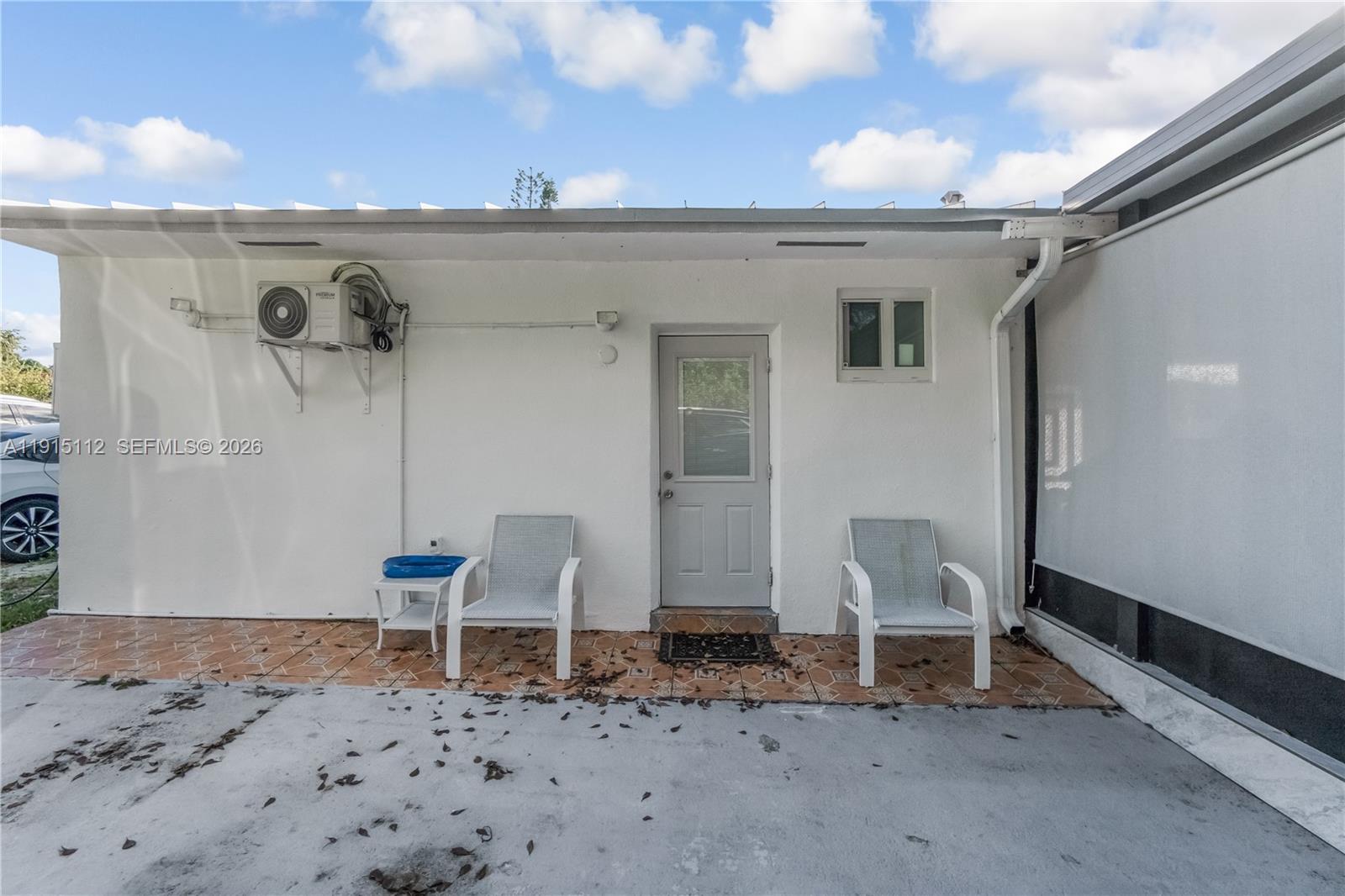 BURR ROAD ESTATES - Residential