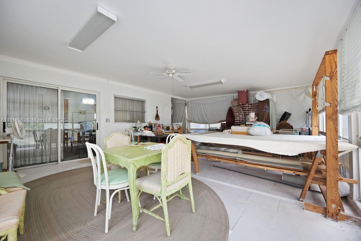 PARKER ESTATES - Residential