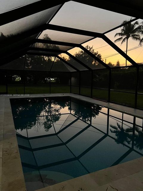 Tiny photo for 7400 SW 116th St, Pinecrest, FL 33156 (MLS # A12005639)