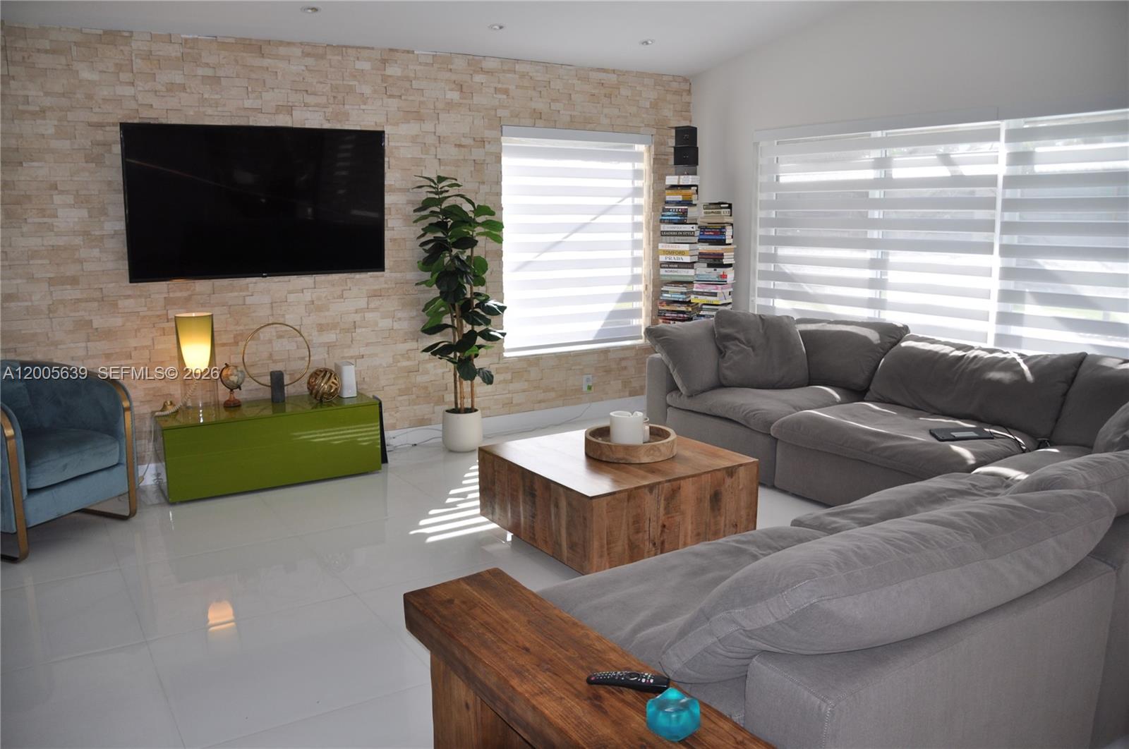 ANDREWS & BIGMAN SUB - Residential