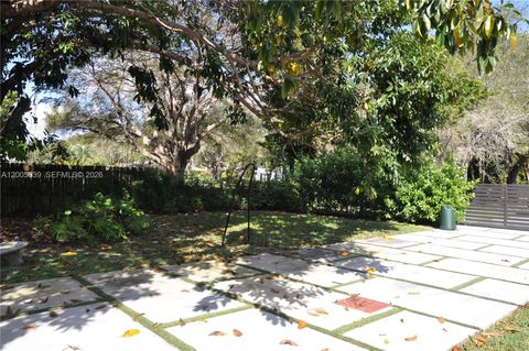 Tiny photo for 7400 SW 116th St, Pinecrest, FL 33156 (MLS # A12005639)