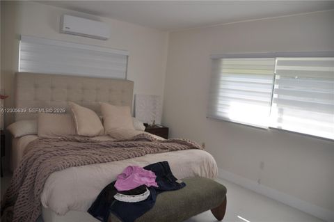 Tiny photo for 7400 SW 116th St, Pinecrest, FL 33156 (MLS # A12005639)