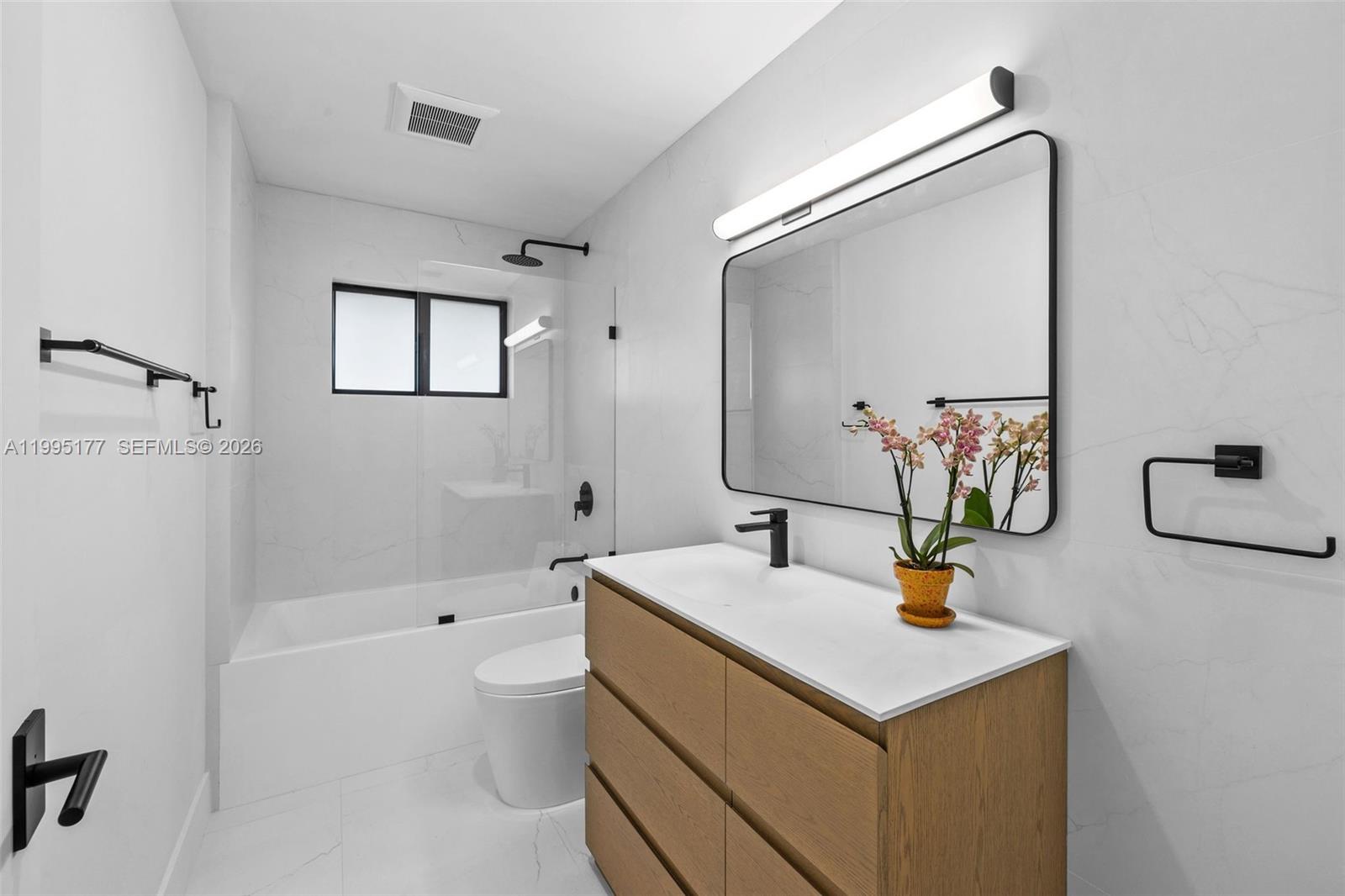 ALL PINE ESTATES - Residential