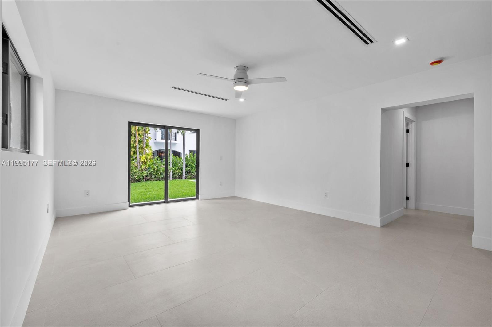 ALL PINE ESTATES - Residential