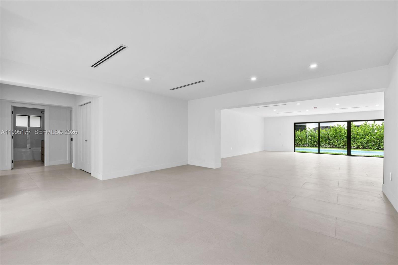 ALL PINE ESTATES - Residential