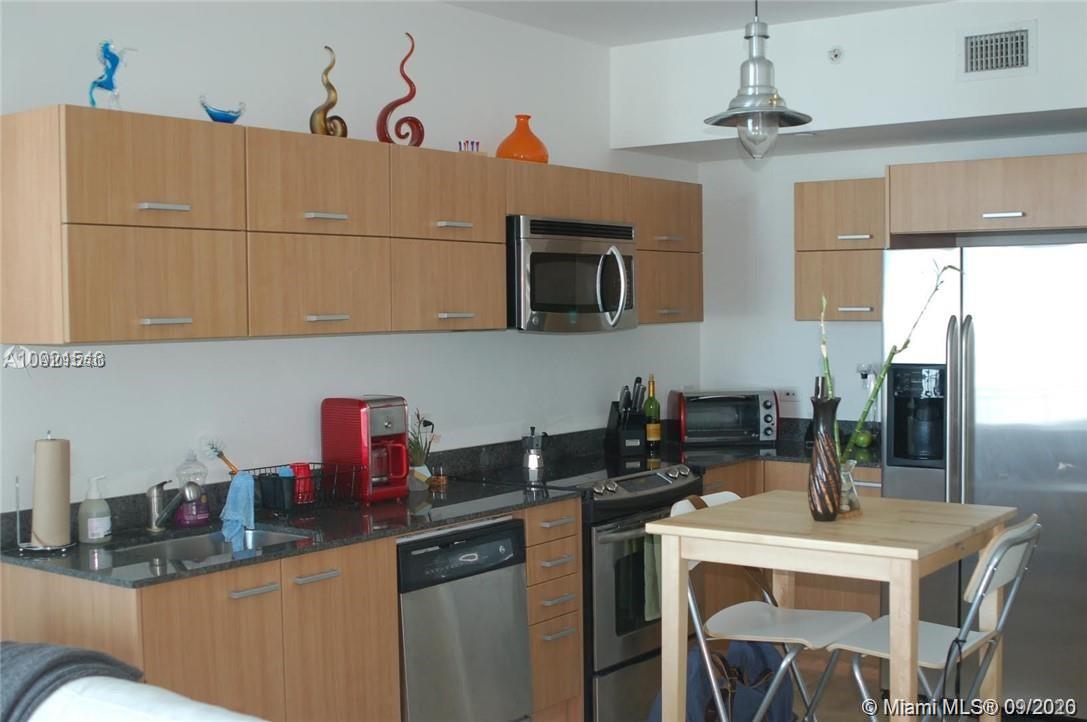 WIND CONDO - Residential Lease