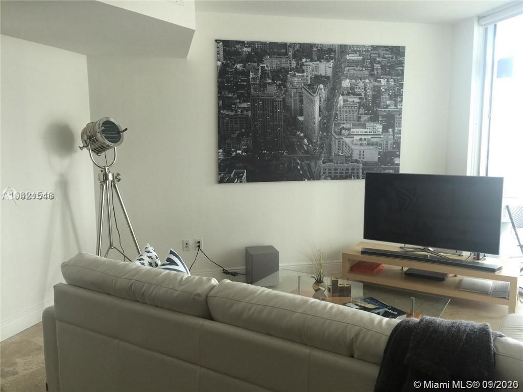 WIND CONDO - Residential Lease