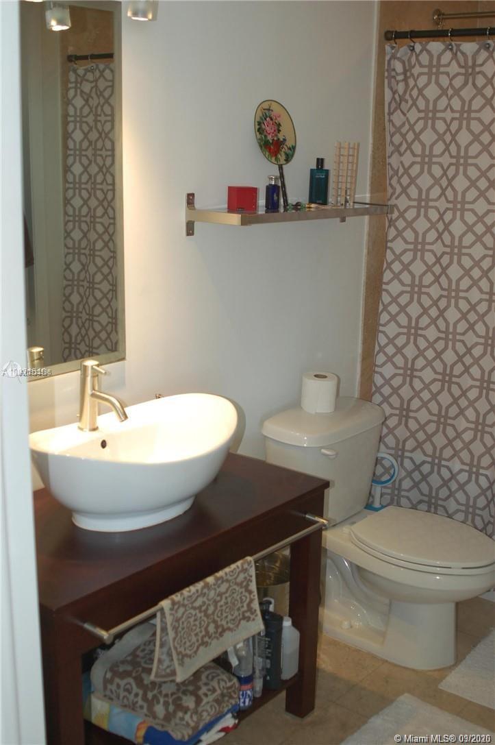 WIND CONDO - Residential Lease