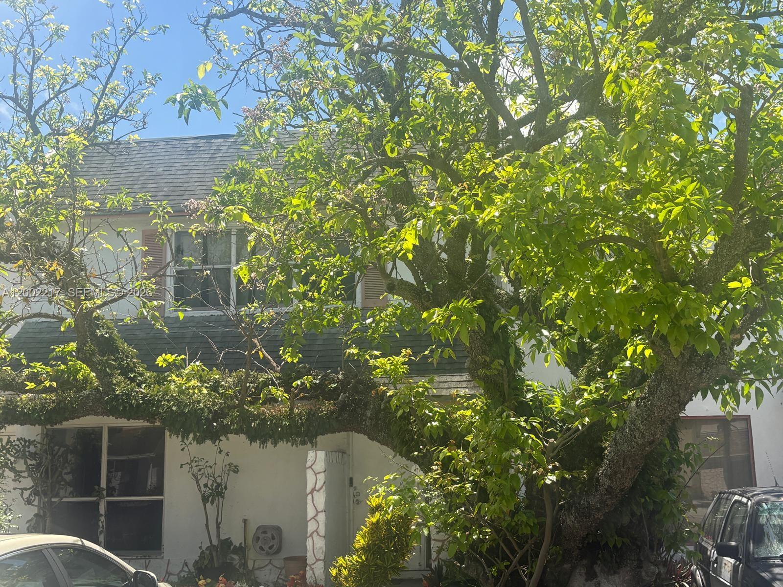 TAM O SHANTER VILLAS SEC - Residential