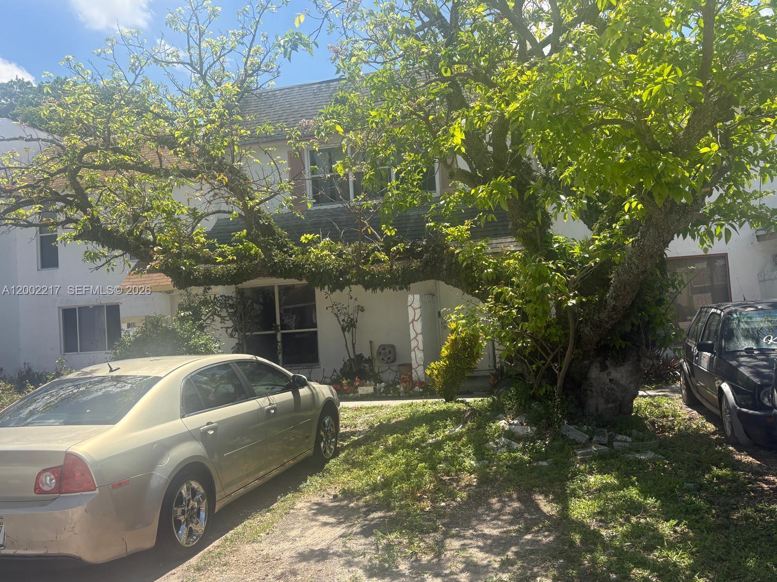 1318 Silverado Dr