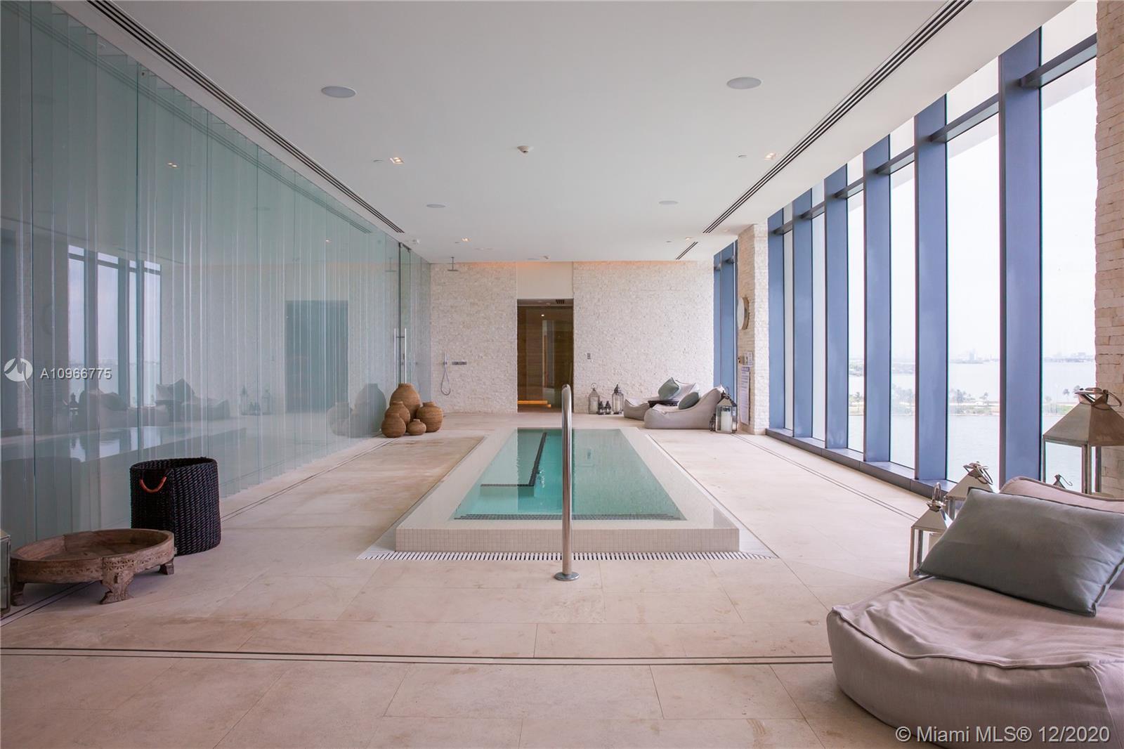 One Paraiso - Residential