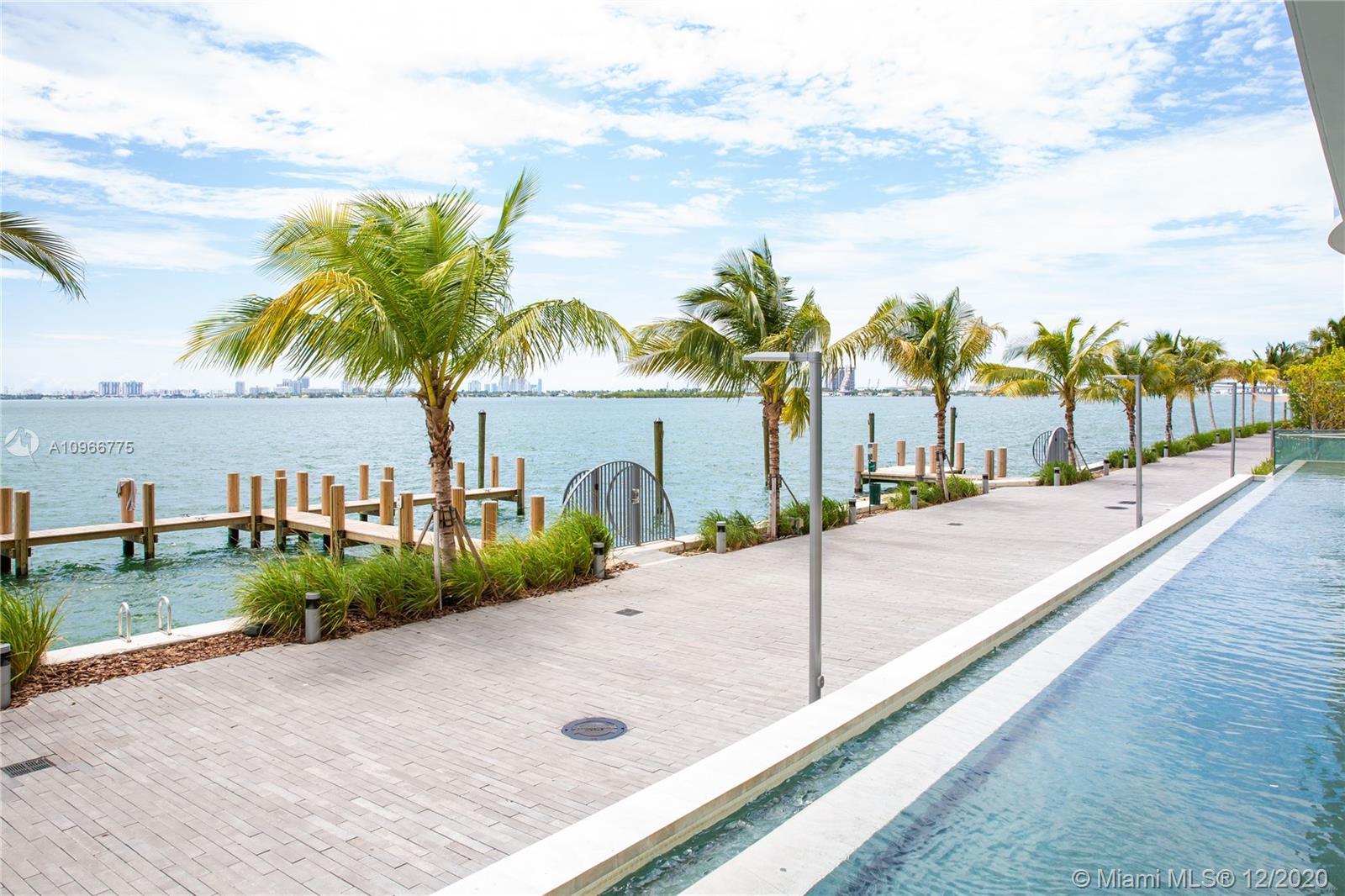 One Paraiso - Residential