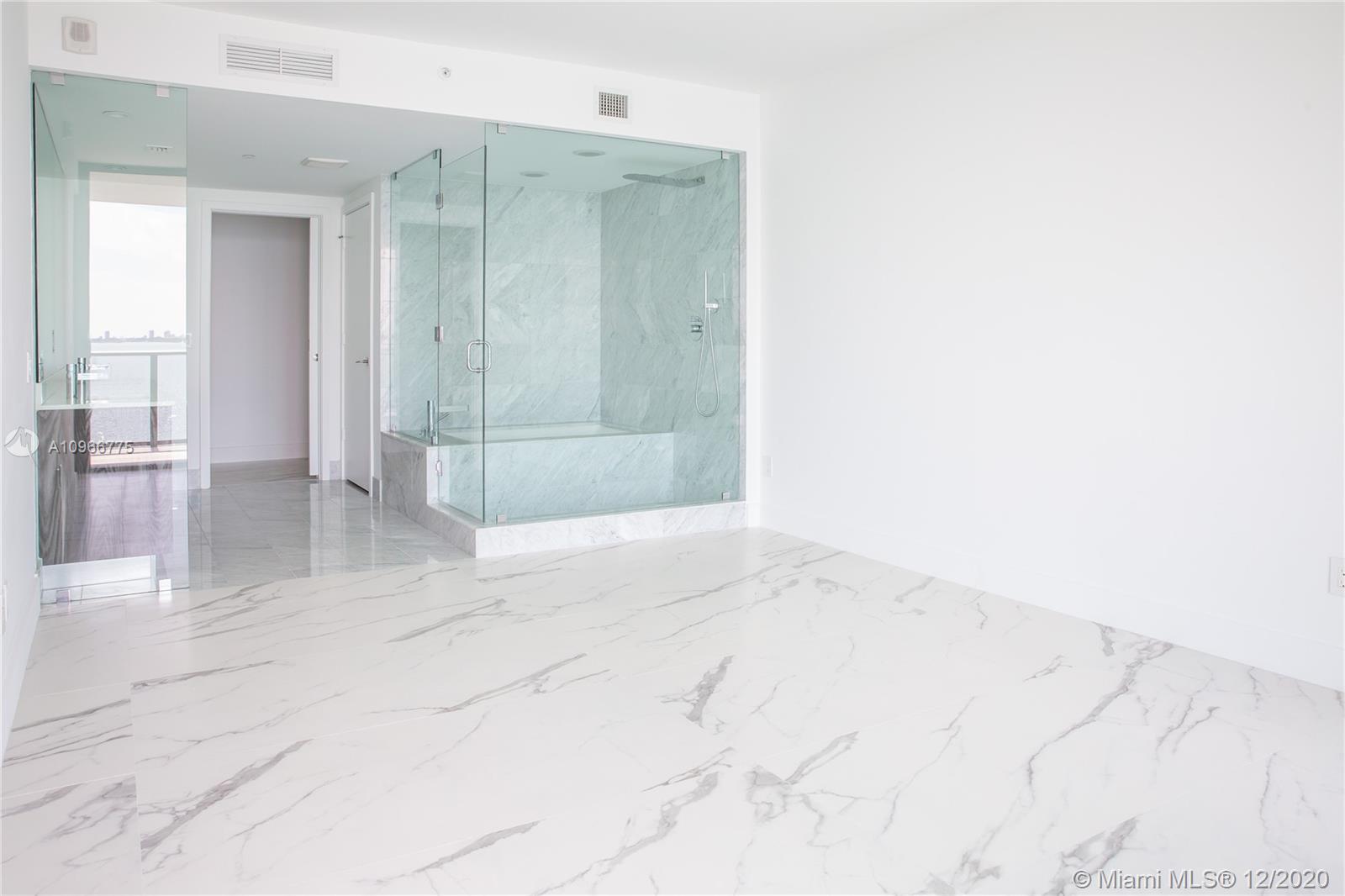 One Paraiso - Residential