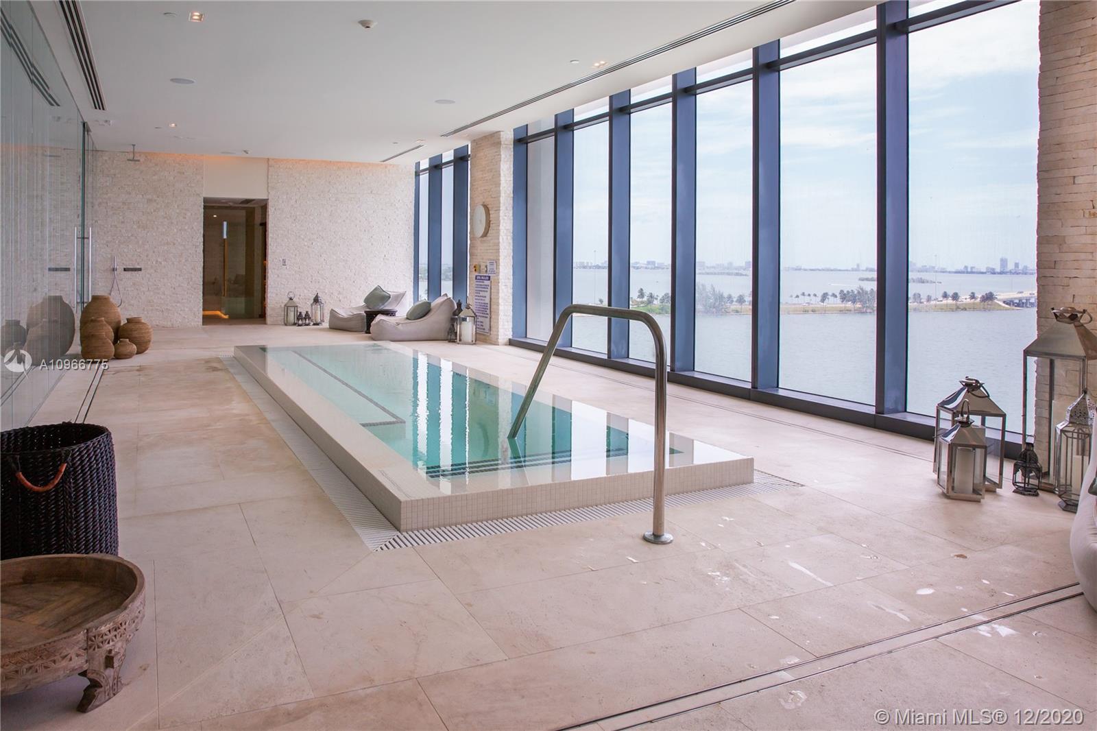 One Paraiso - Residential