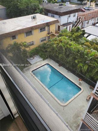 DIXIANA CONDO - Residential