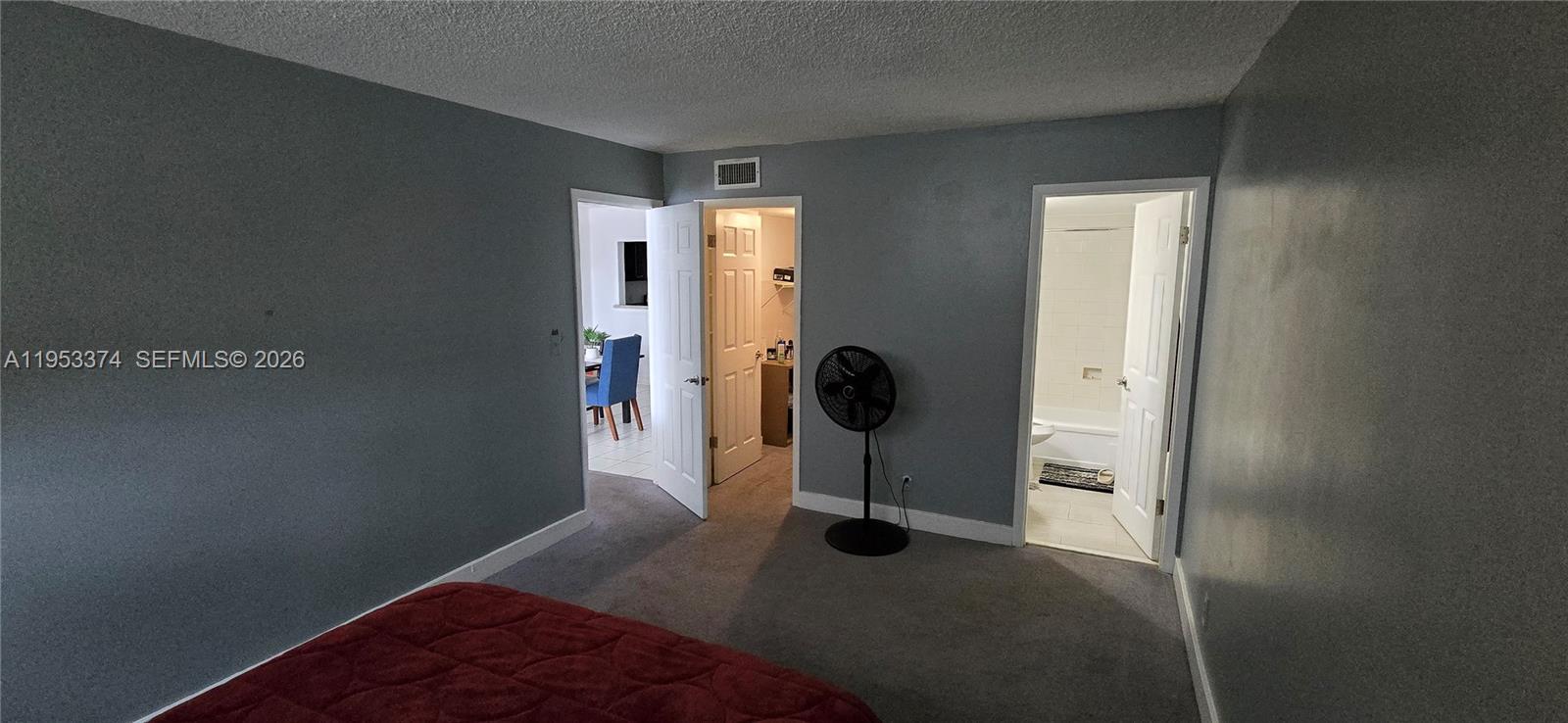 DIXIANA CONDO - Residential