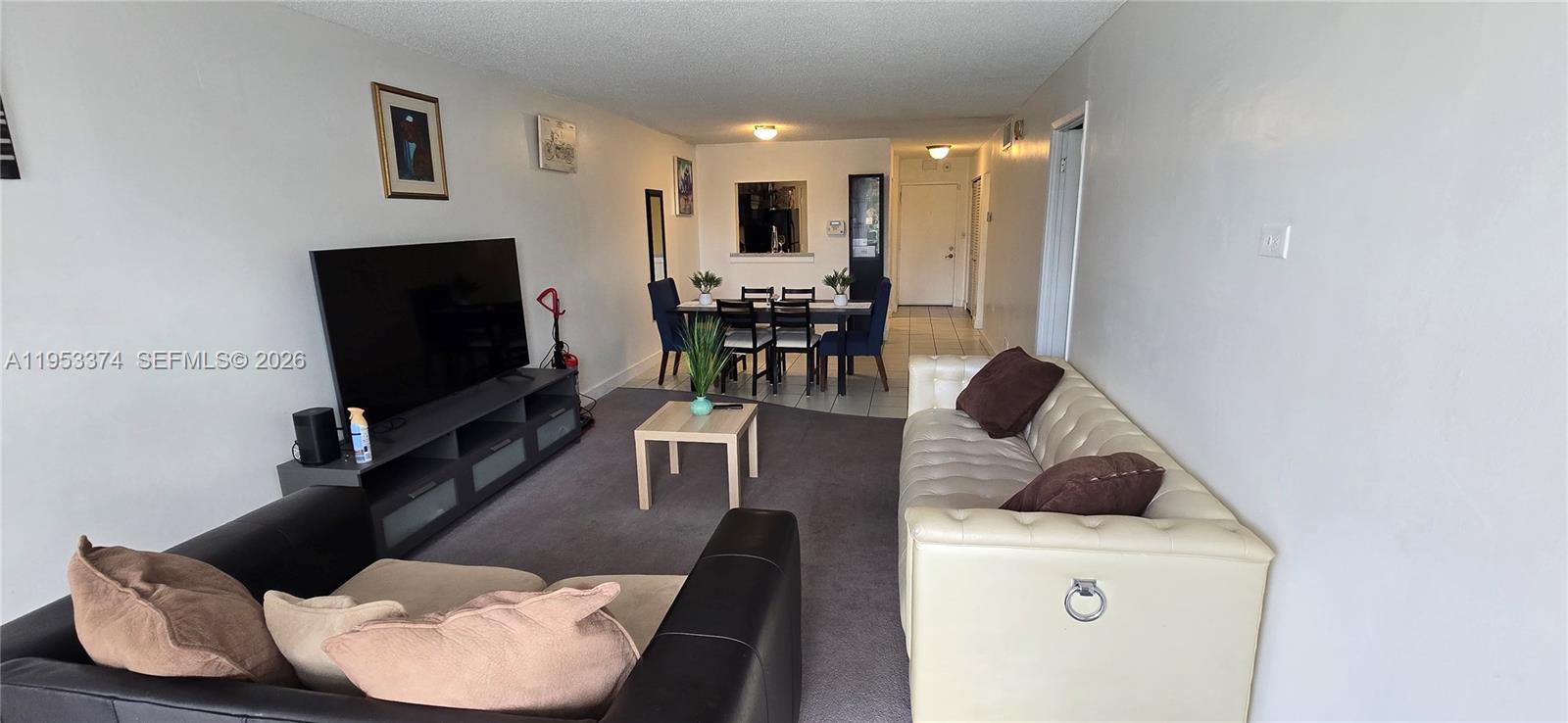 1830 Dixieanna St 203