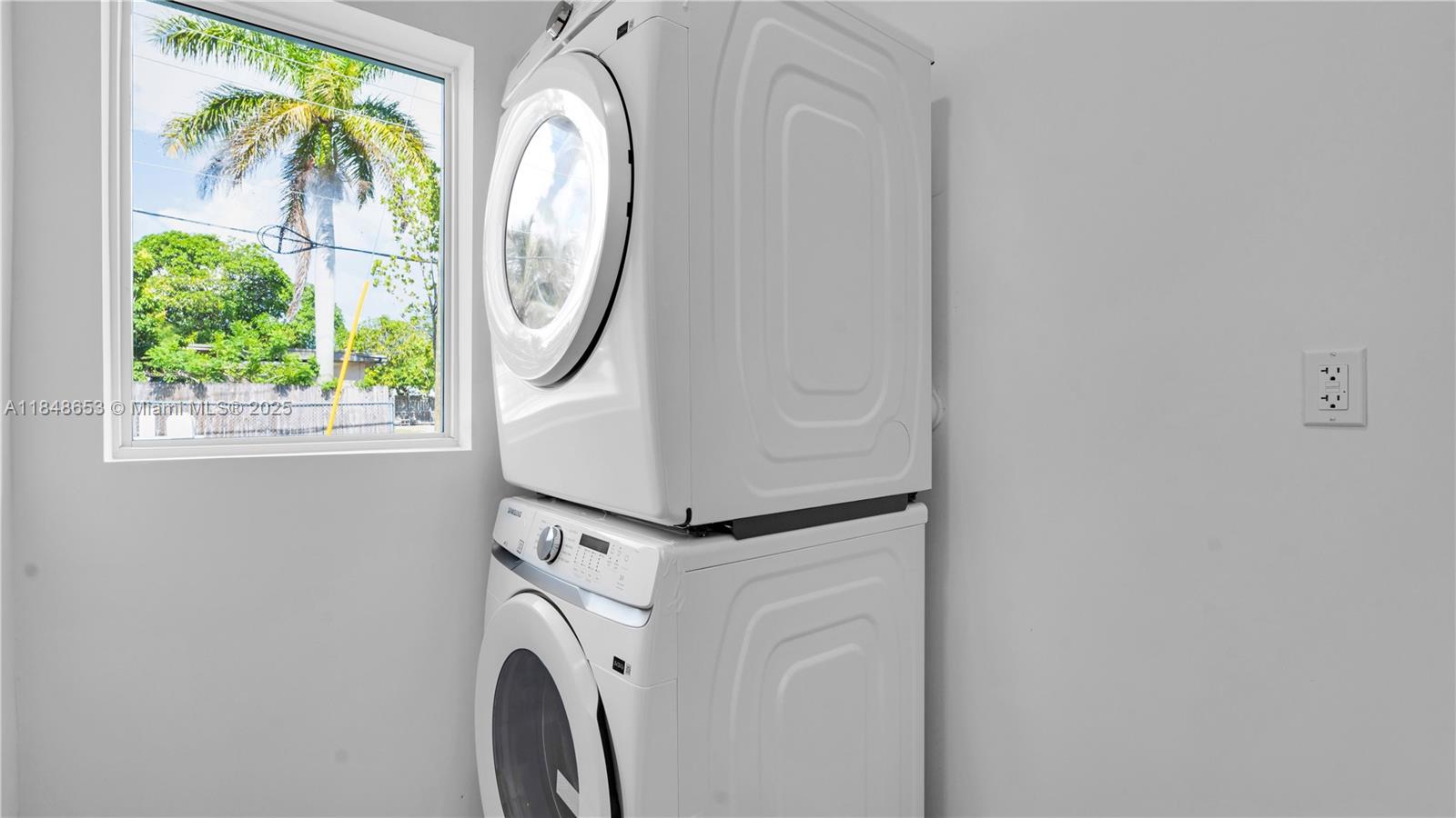 ROSEHAVEN - Residential Lease