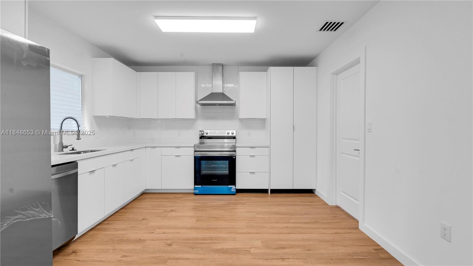 ROSEHAVEN - Residential Lease