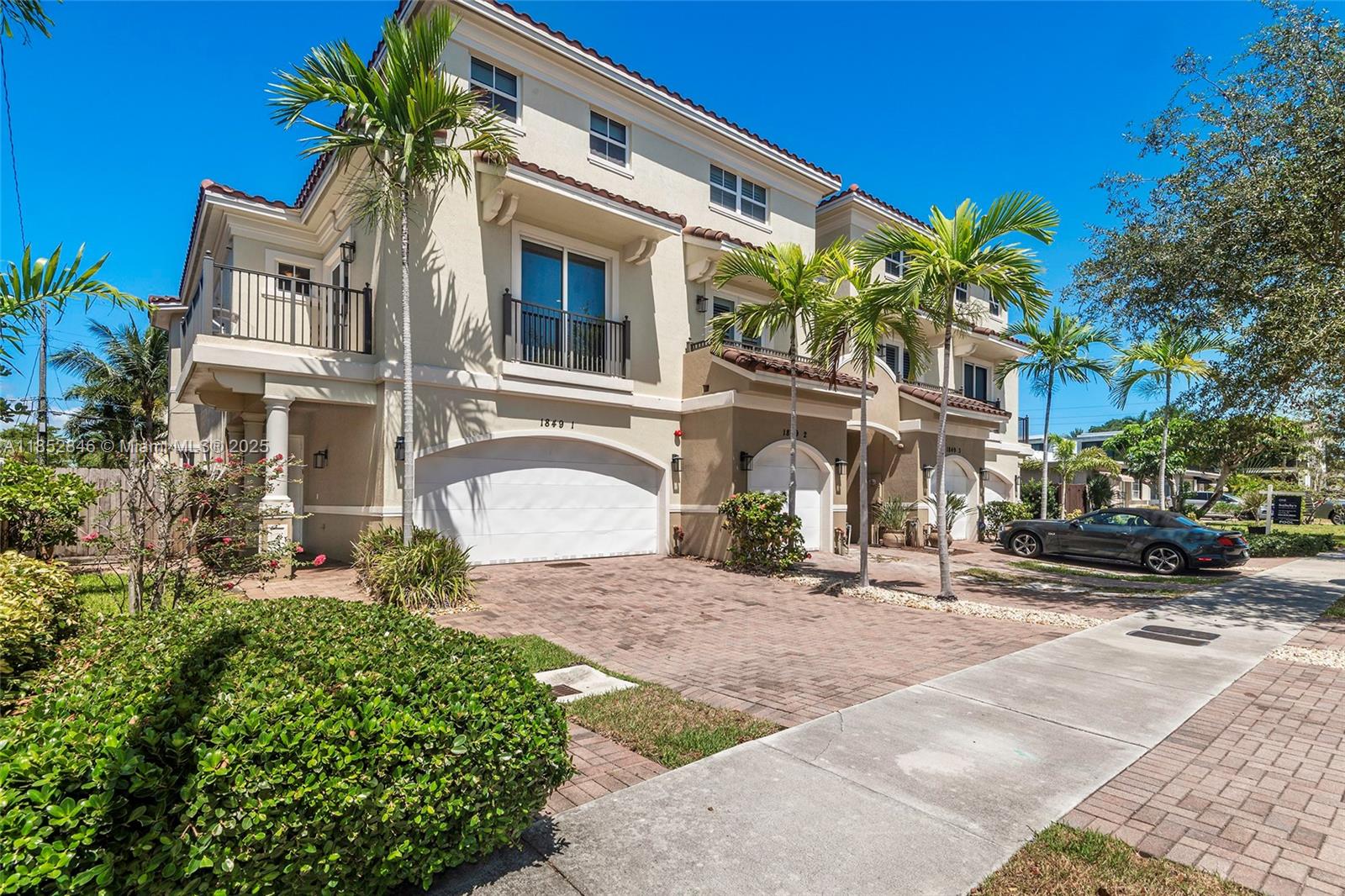 EXCELLENT EAST FT. LAUDERDALE CORAL RIDGE/BAYVIEW NEIGHBORHOOD. 5 MINUTE DRIVE TO THE PRISTINE BEACH. IMPRESSIVE, CORNER 3 STORY TOWNHOME. 4 BEDS/3.5 BATHS + DEN/LOFT/MEDIA AREA. 3,500+ SQFT. HIGH CEILINGS. OPEN LAYOUT. MANY WINDOWS. LOTS OF SUNLIGHT. UPDATED KITCHEN. SS APPLIANCES. GRANITE C-TOPS. 3 BEDROOMS FEATURE A BALCONY, PATIO OR TERRACE. LARGE YARD IDEAL FOR ENTERTAINING + ABOVE GROUND SWIM SPA. OVERSIZED PRIMARY BEDROOM, EN-SUITE BATH, WALKIN CLOSET. PRIVATE ELEVATOR. MARBLE FLOORS (1ST FLOOR). LAUNDRY ROOM. RECESSED LIGHTS. MODERN CEILING FANS. CROWN MOLDING, MOTORIZED SHADES. IMPACT WINDOWS. 2 CAR GARAGE + 4 CAR DRIVEWAY. NO HOA FEE. PERFECT BLEND OF COMFORT & STYLEMINUTES TO GALLERIA MALL, BIRCH STATE & GEORGE ENGLISH PARKS, RESTAURANTS, VIBRANT LAS OLAS. VIDEO TOUR AVAILABLE