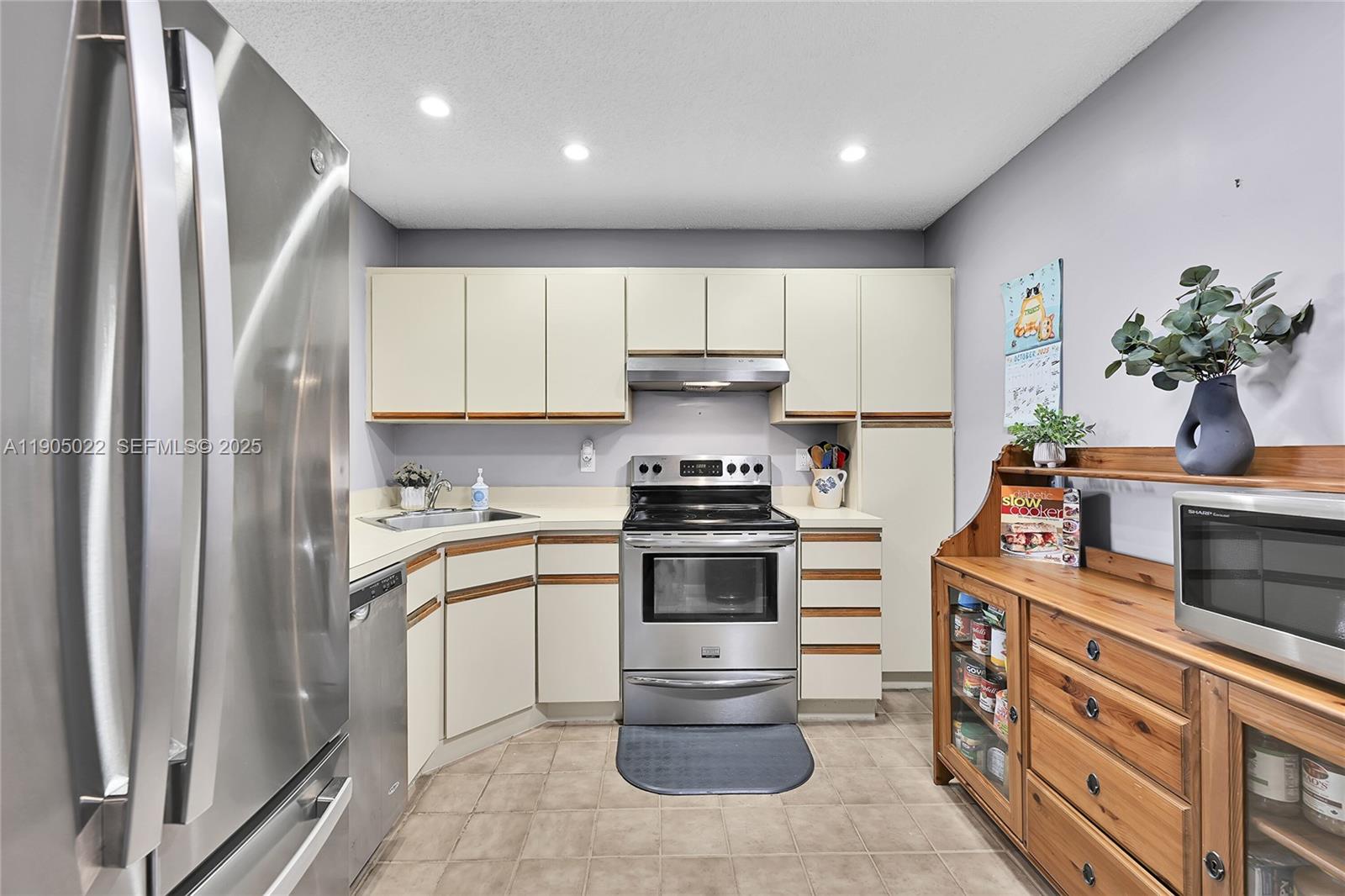 3773 Cocoplum Cir 3575