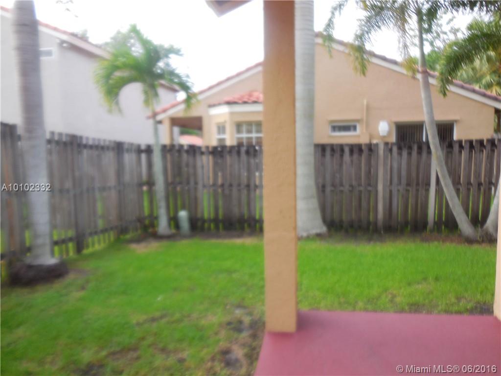 Country Isles Garden Home - Residential