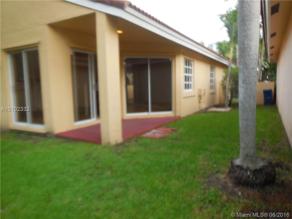 Country Isles Garden Home - Residential