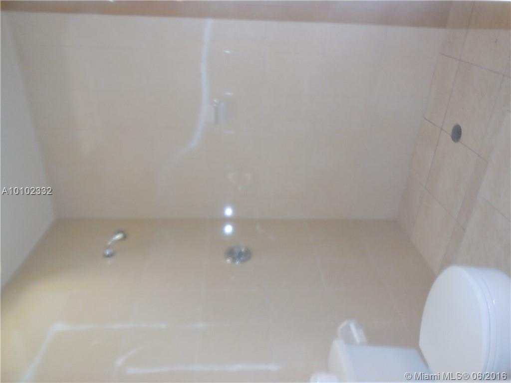 Country Isles Garden Home - Residential