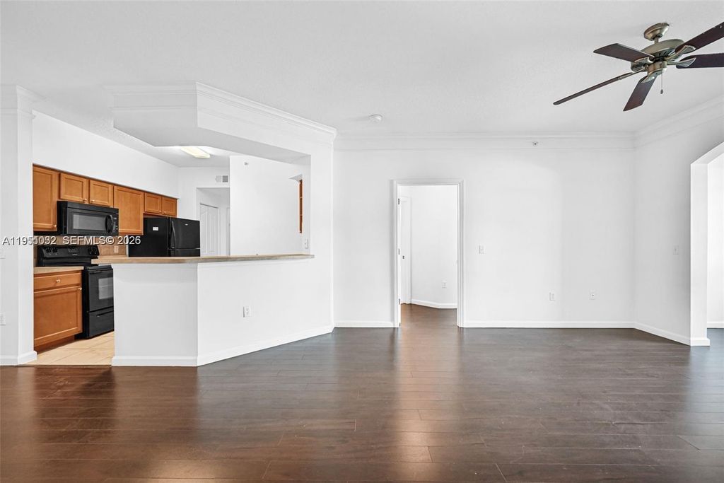 Photo of 2101 E Myrtlewood Cir E #2101, Palm Beach Gardens, FL 33418 (MLS # A11951032)