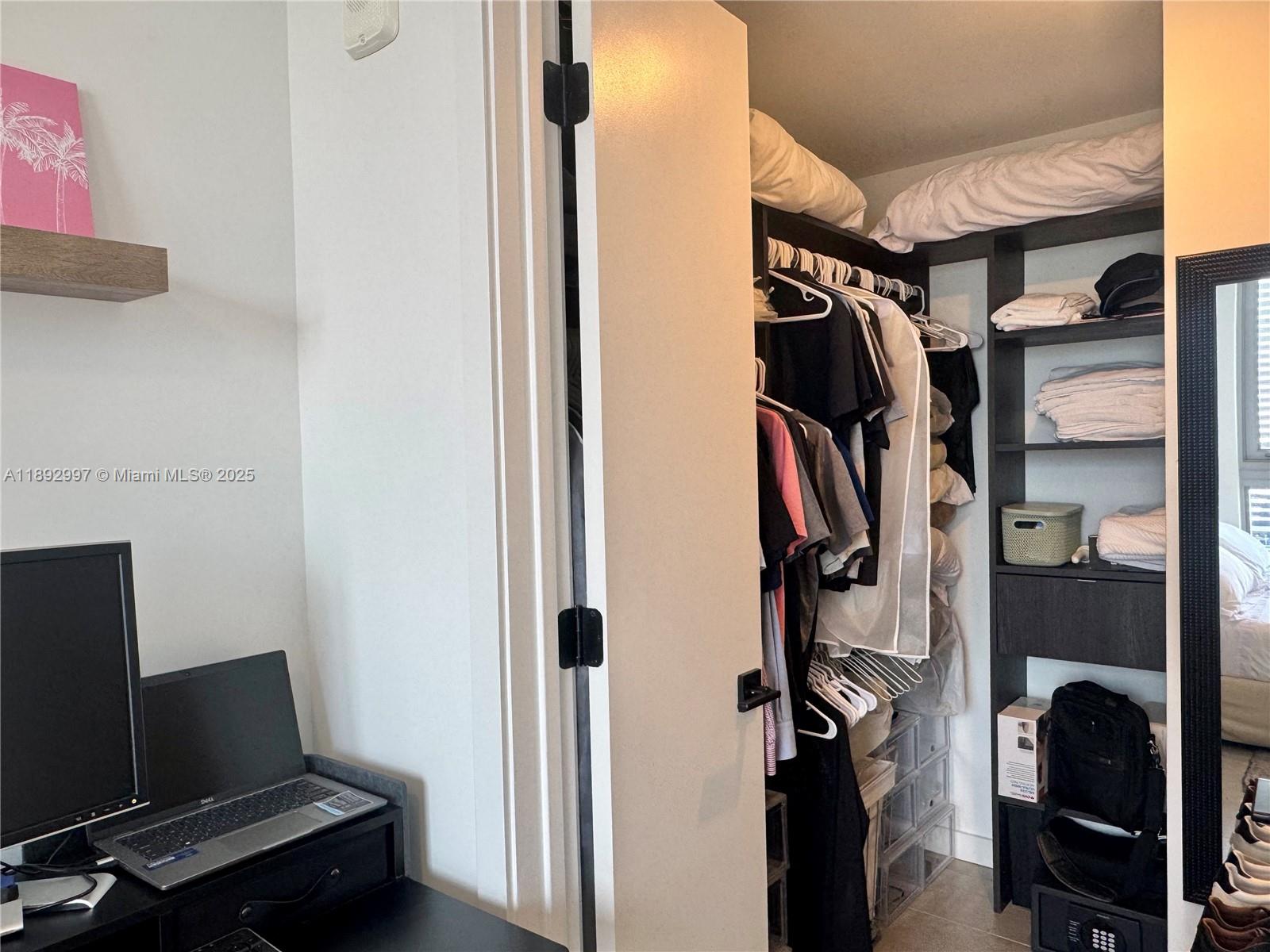 MAP OF MIAMI DADE CO. FL. - Residential