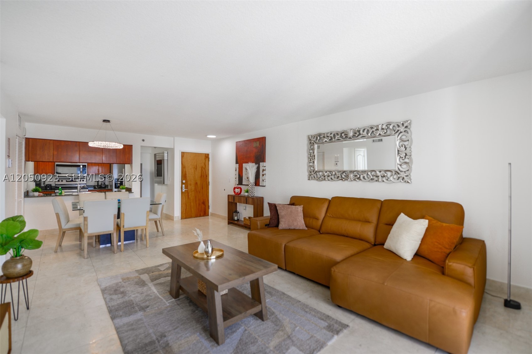 1200 Brickell Bay Dr 2324