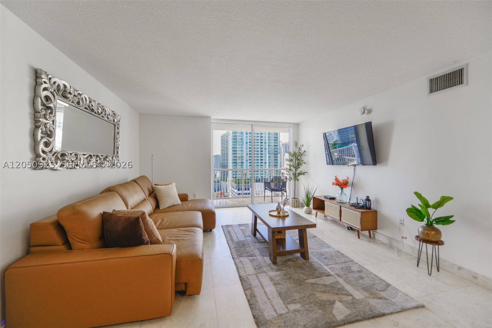 1200 Brickell Bay Dr 2324