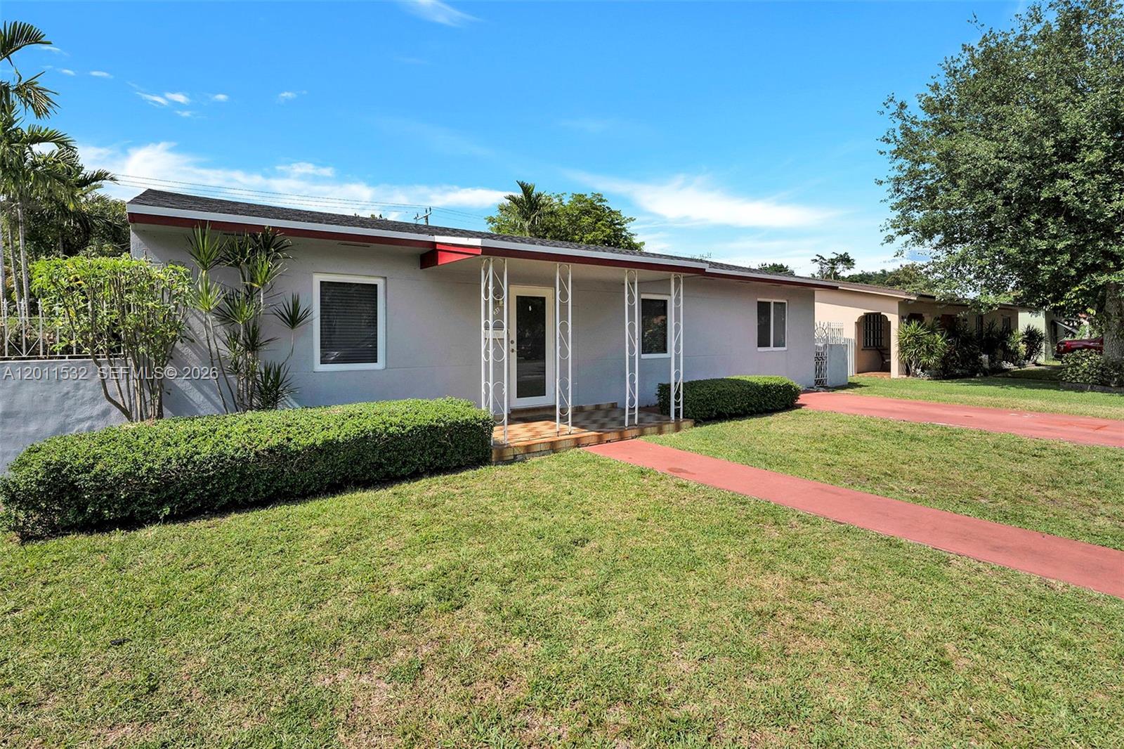 437 swan avenue 0
