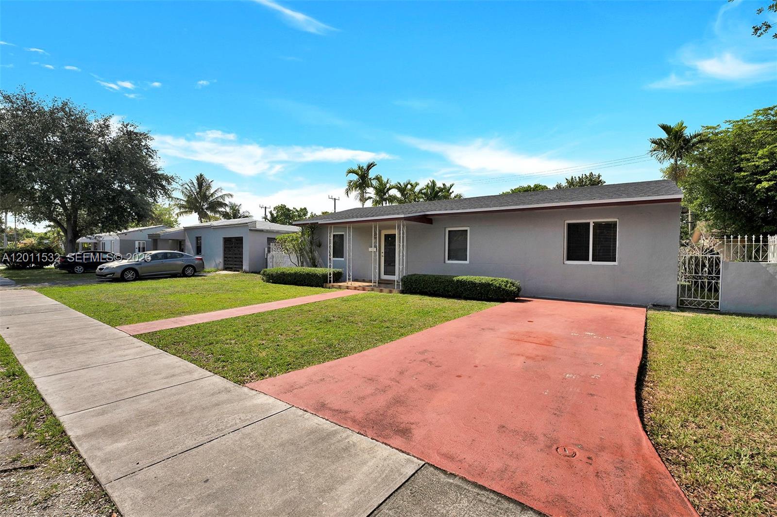 437 swan avenue 0