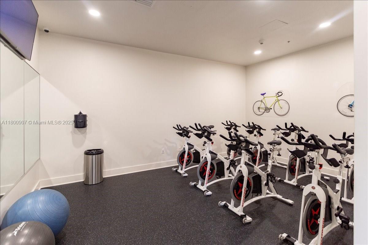 QUANTUM ON THE BAY CONDO - Residential