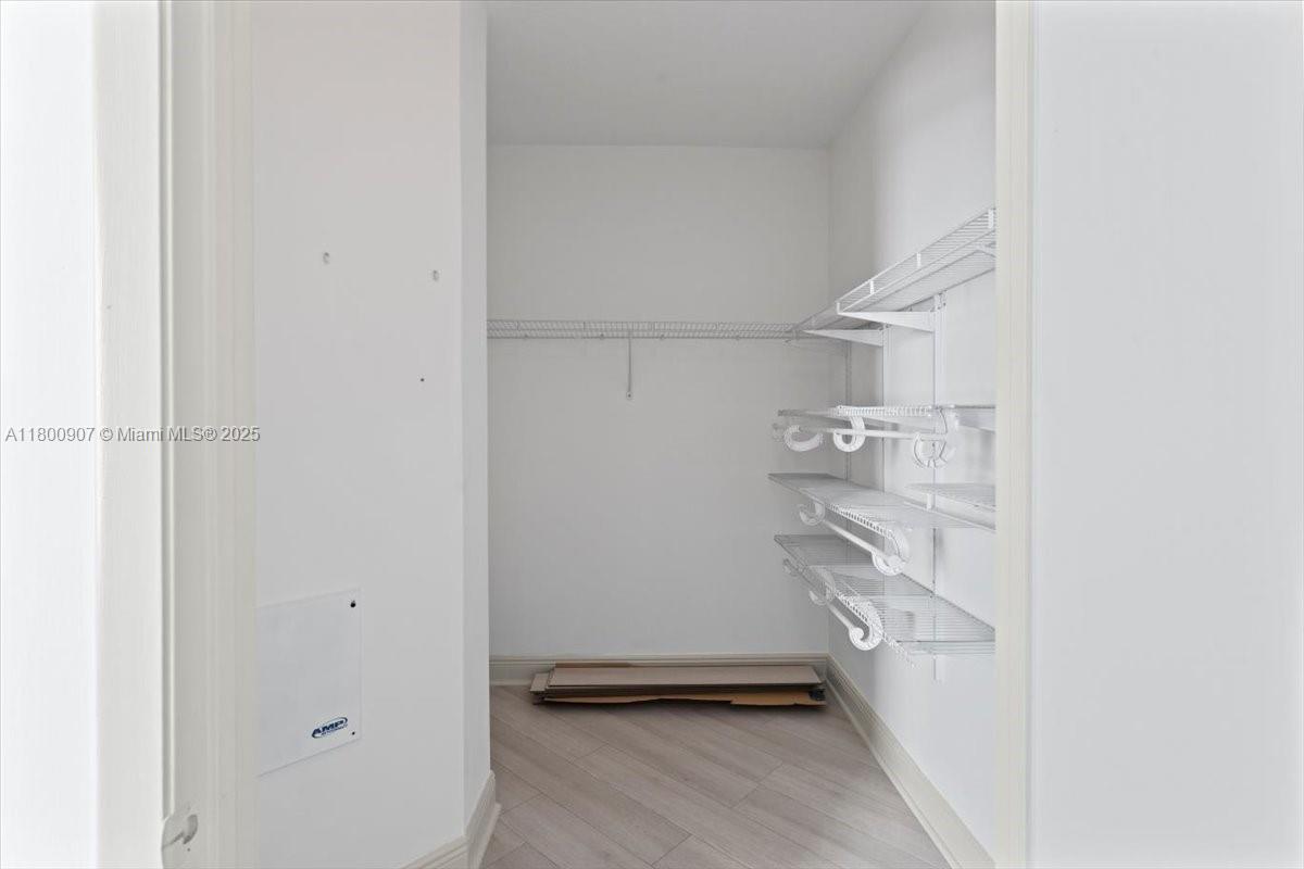 QUANTUM ON THE BAY CONDO - Residential