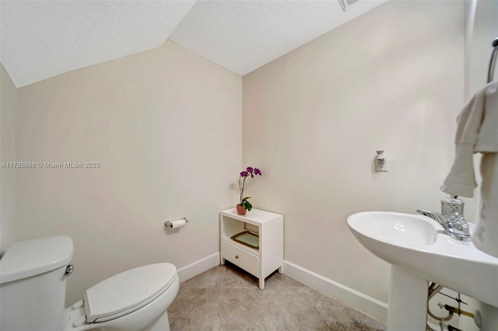 2962 NW 124th Way