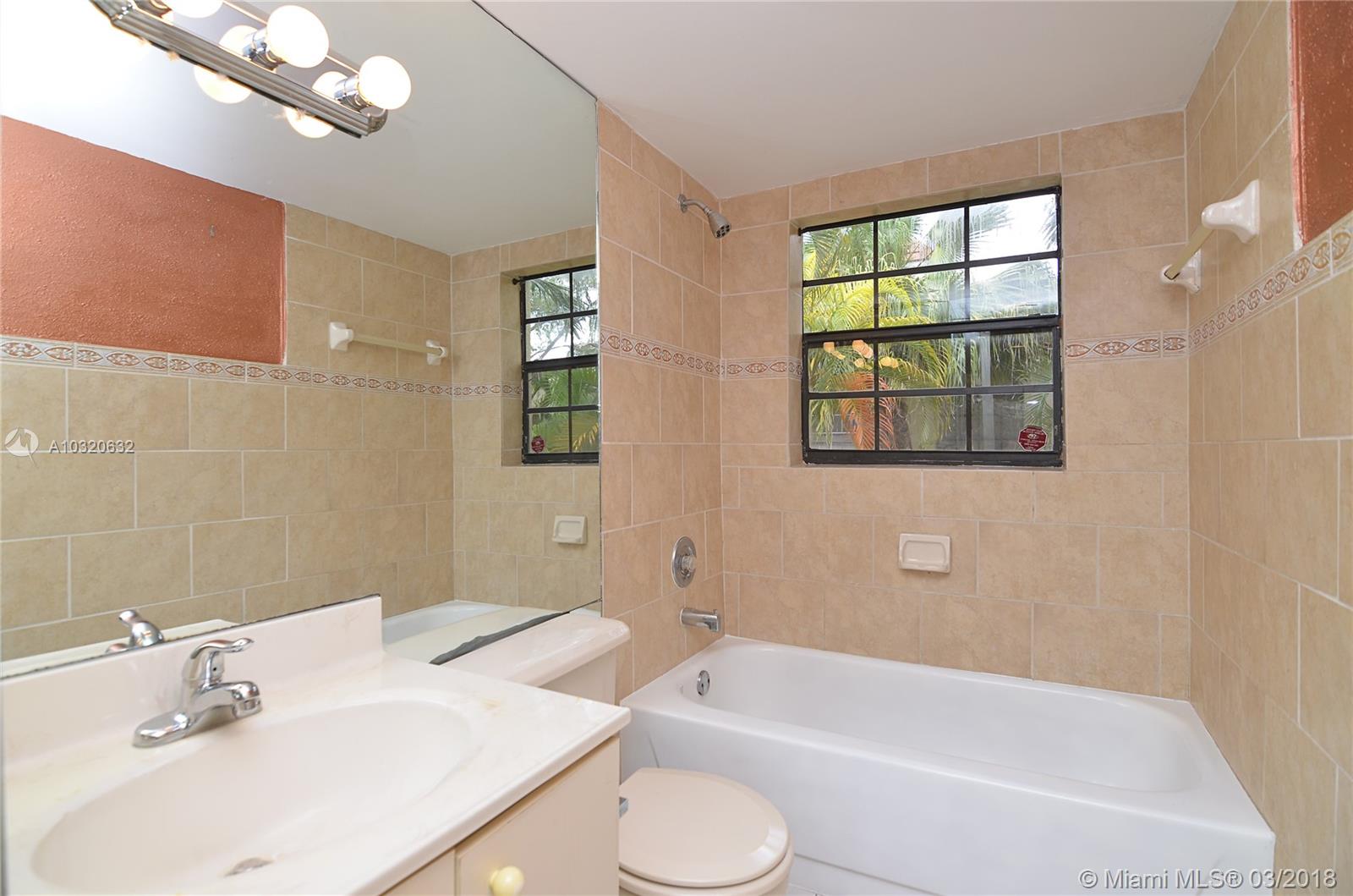 ELAN AT CALUSA CONDO III - Residential Lease