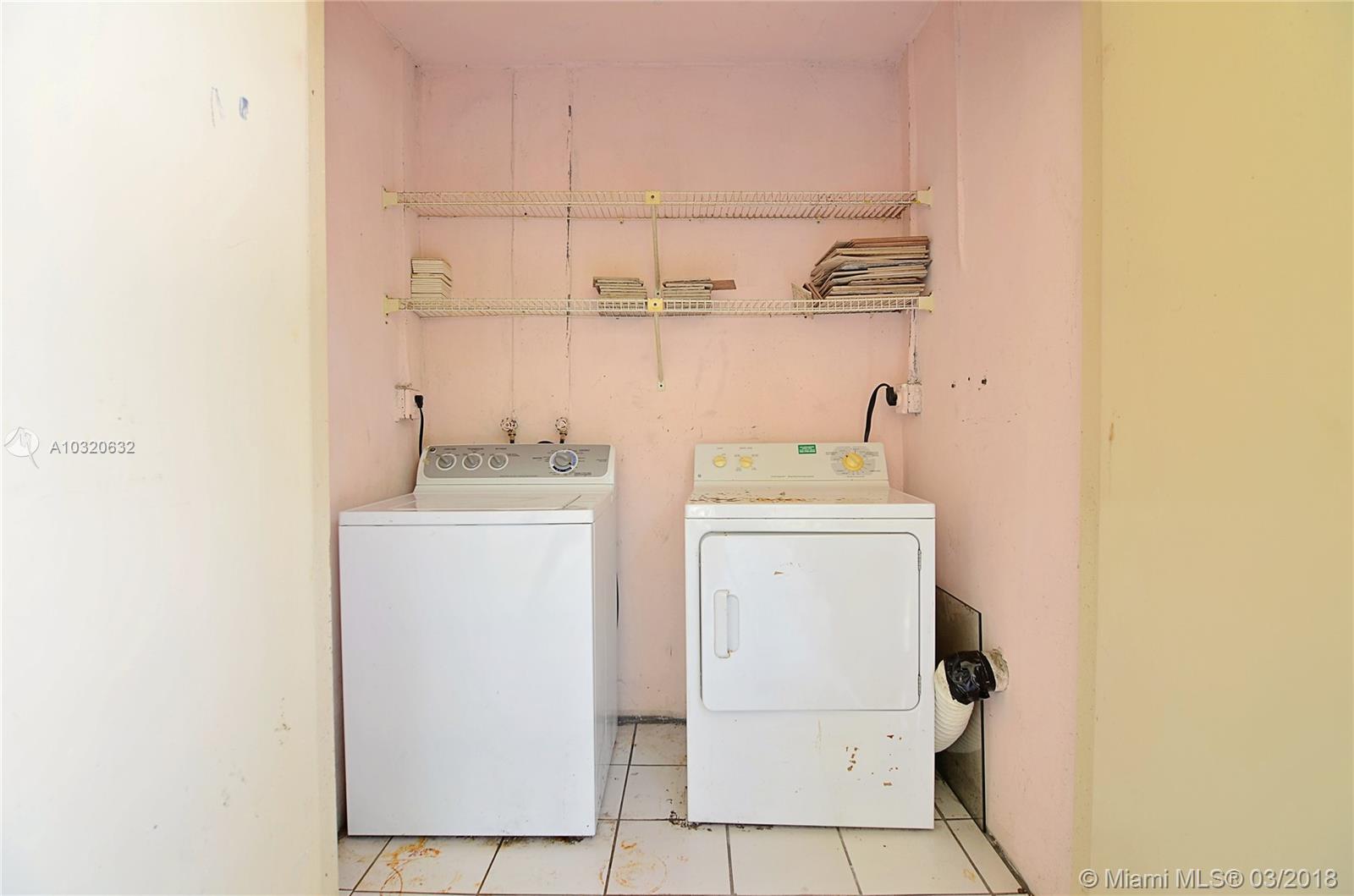 ELAN AT CALUSA CONDO III - Residential Lease