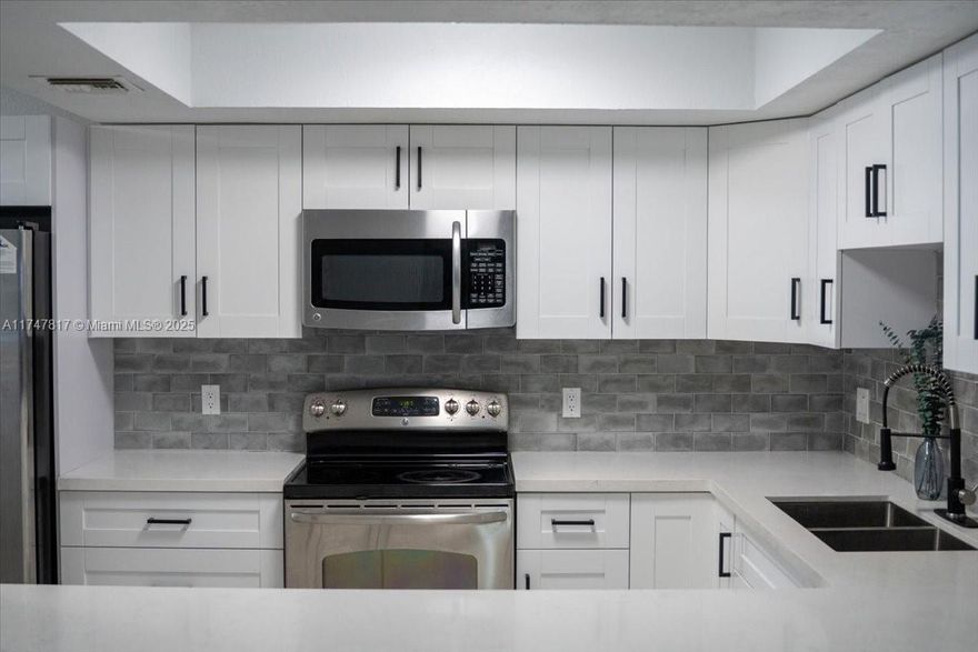 Discover the perfect blend of comfort and convenience in this stunning 3-bedroom, 3-bathroom home with a flexible den, tucked away on a peaceful cul-de-sac!  Step inside to find a sleek modern kitchen with quartz countertops, a spacious family room ideal for gatherings, and a luxurious master suite featuring vaulted ceilings and a walk-in closet.
Enjoy outdoor living with a charming patio, perfect for relaxing or entertaining. 

Located in a vibrant community with resort-style amenities—clubhouse pool, lakefront fishing, jogging paths & more. Just minutes from top-rated schools, shopping, and major highways. The property location doesn't require flood insurance which is an extra saving. Don’t wait—schedule your private tour today, EASY to show!

VERY MOTIVATED SELLER BRING YOUR OFFER