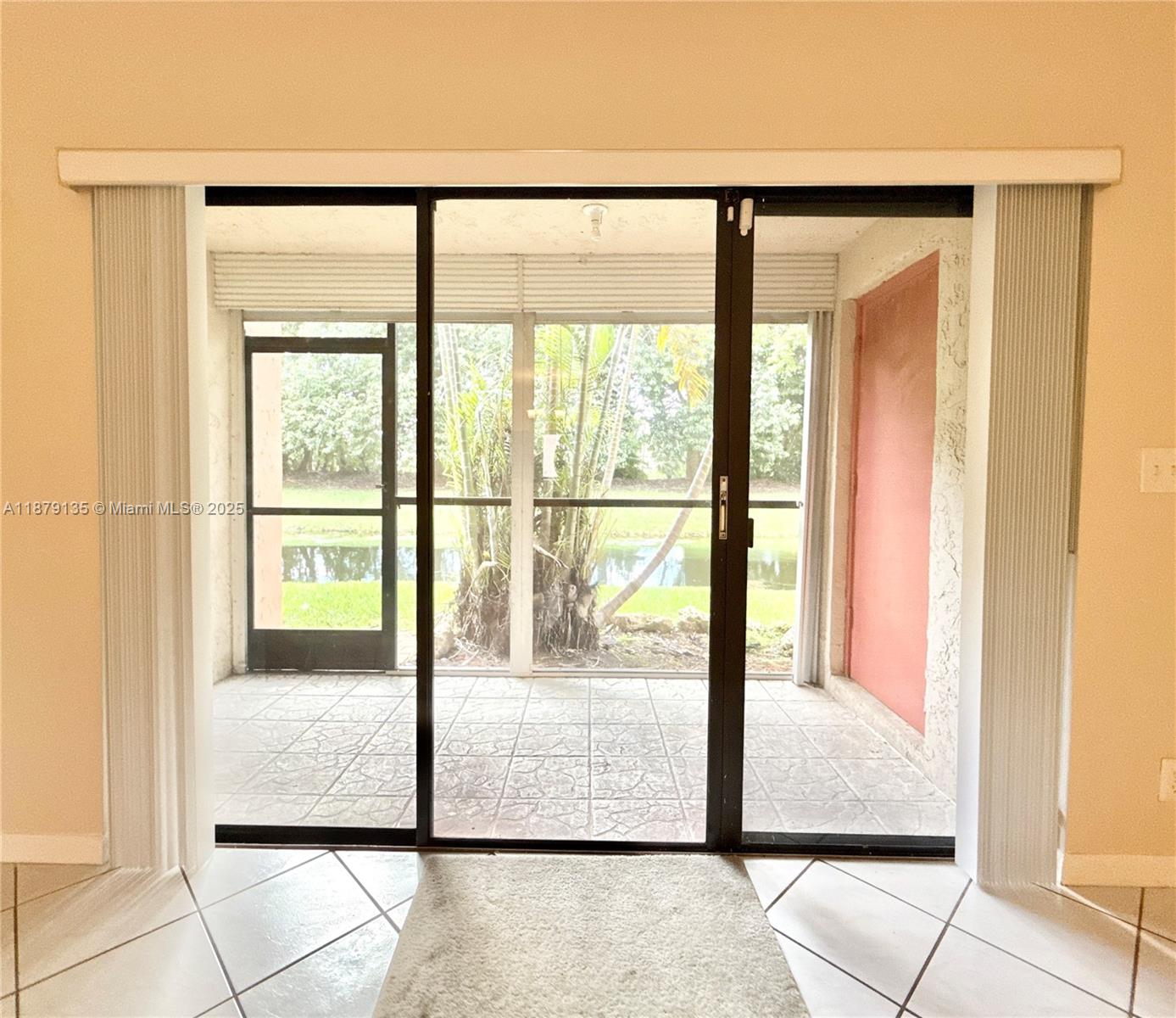 RACQUET CLUB APARTMENTS A - Residential Lease