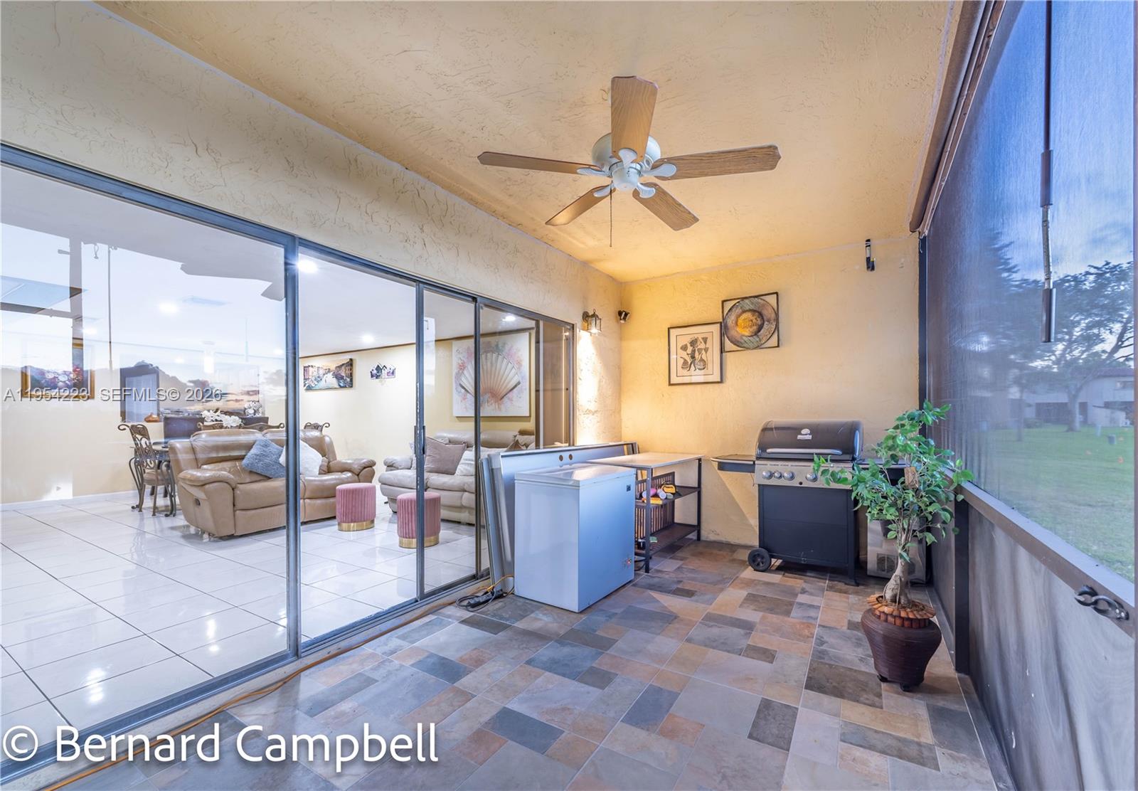 SPRINGTREE LAKES - Residential