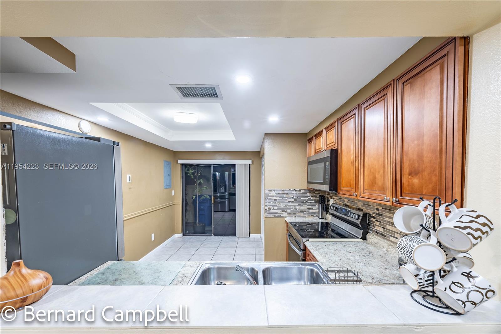 SPRINGTREE LAKES - Residential