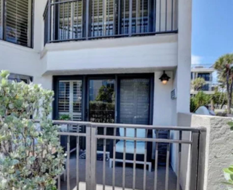 ISLAND POINT CONDO - Residential Lease