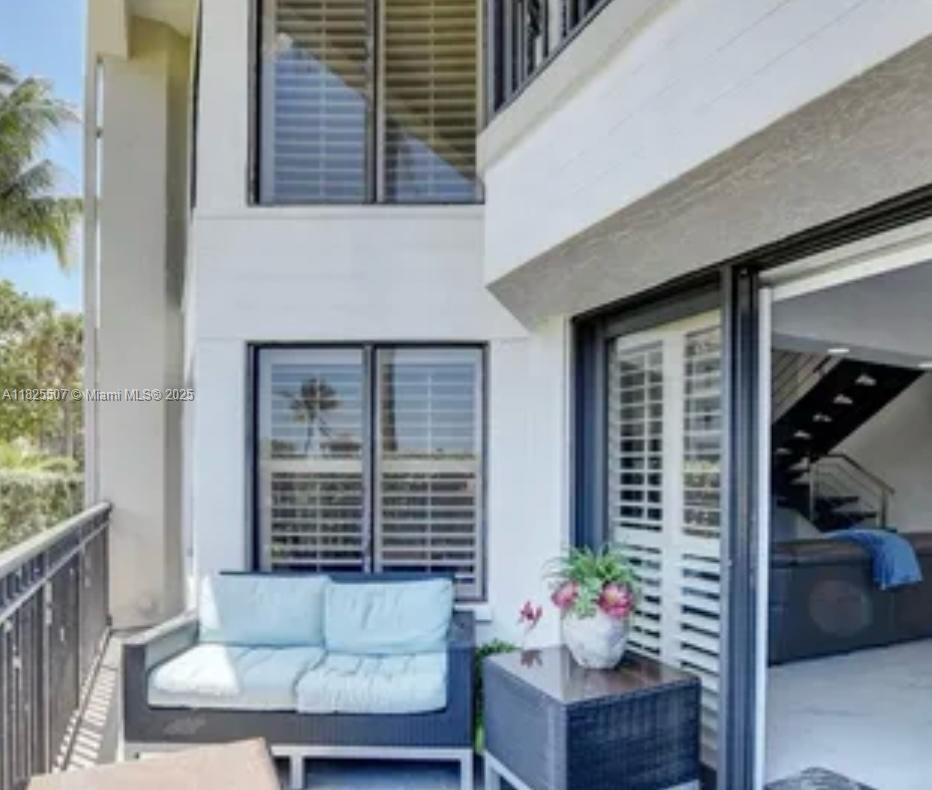 ISLAND POINT CONDO - Residential Lease